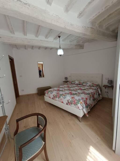 Appartamento Il Girasole Четона Экстерьер фото